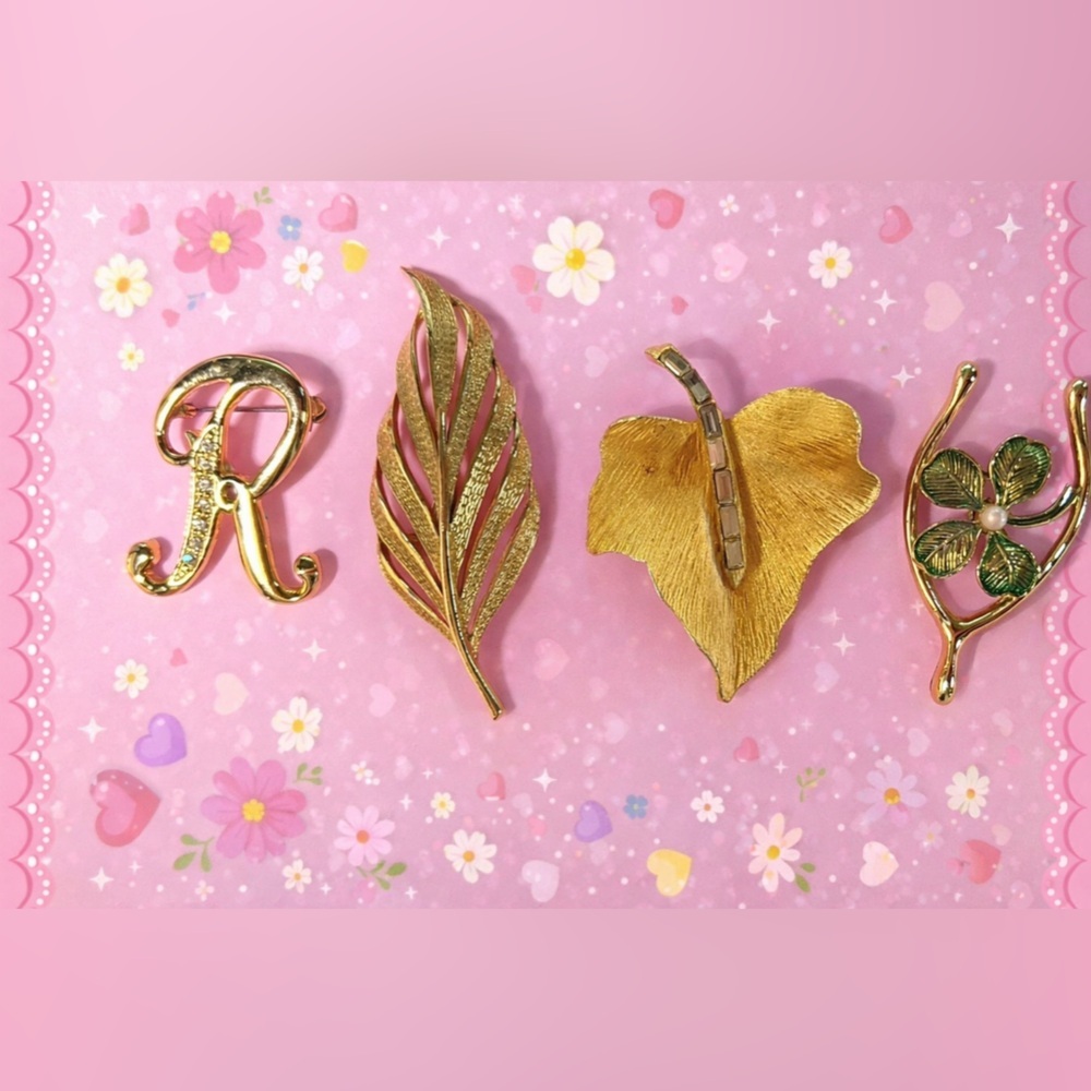 028 Vintage Gold Tone Brooch Lot – Leaf, Floral, Rhinestone & Abstract Designs